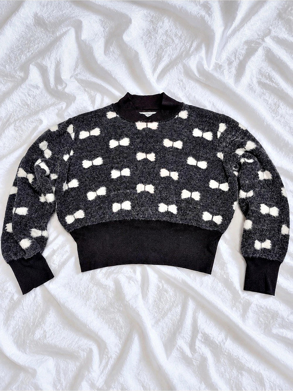 Unique Vintage Black & White Polka Dot Sweater Size 3X/20